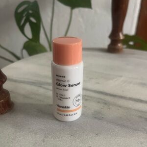 ✨$3 Hanskin Vitamin C Glow Serum mini